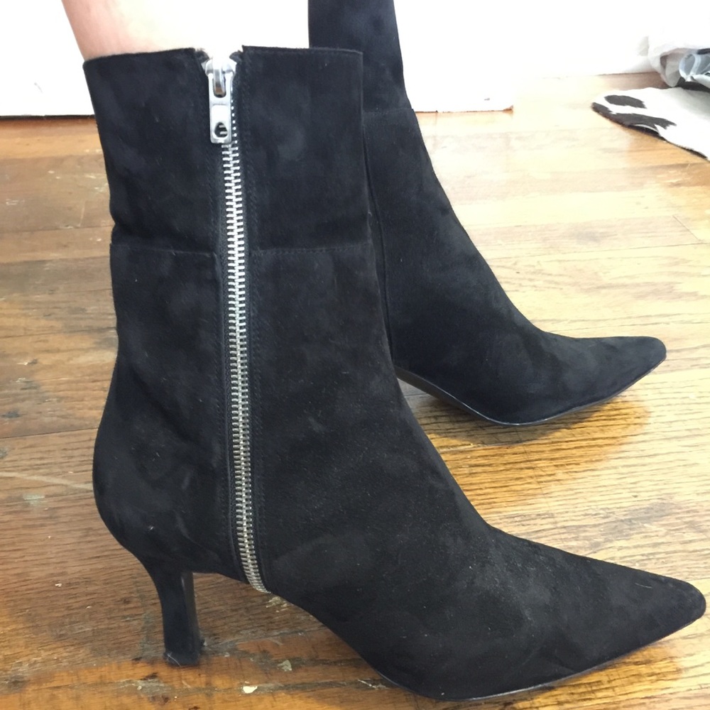Neiman Marcus zipper black suede booties